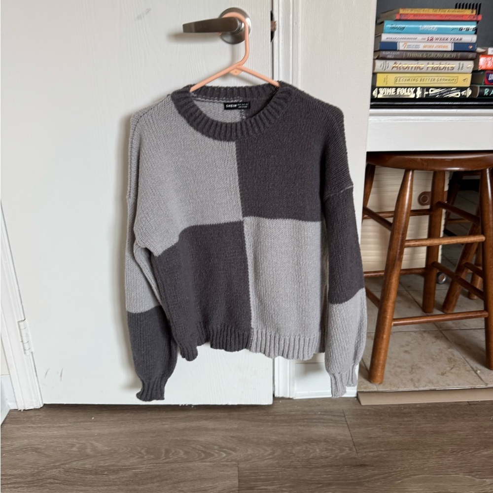 Colorblock Gray Sweater